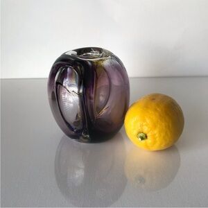 Modern Biomorphic Handblown Art Glass Vase signed by artist Michael Boylen